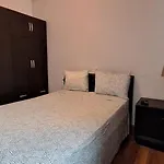 Yanis Guest House