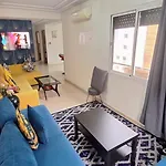 Yanis Guest House